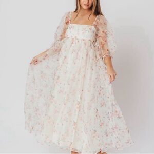 Worth Collective Mona Maxi Dress in Rosebud Floral